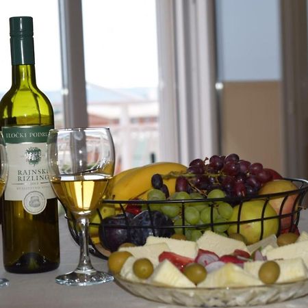 Apartments Marta Kastel Novi ภายนอก รูปภาพ