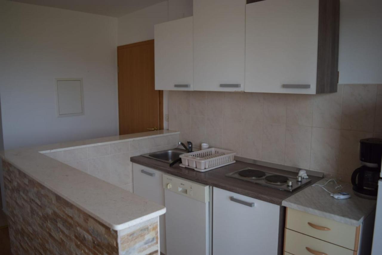 Apartments Marta Kastel Novi ภายนอก รูปภาพ