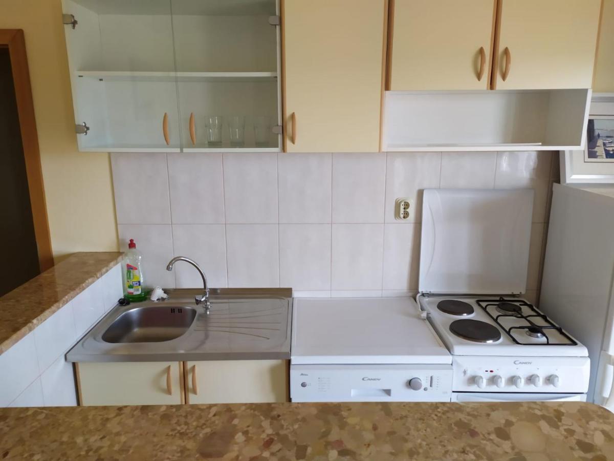 Apartments Marta Kastel Novi ภายนอก รูปภาพ