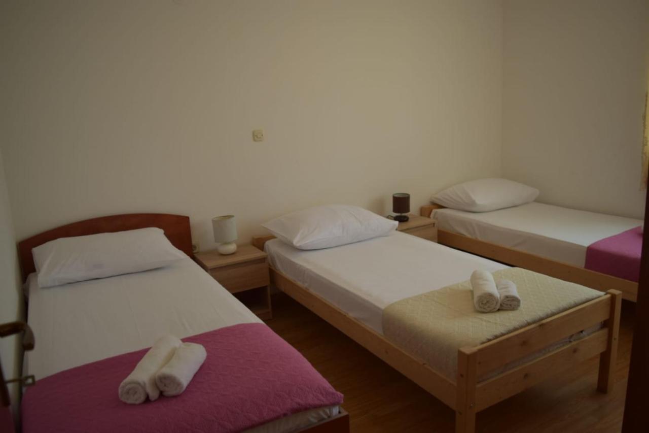 Apartments Marta Kastel Novi ภายนอก รูปภาพ