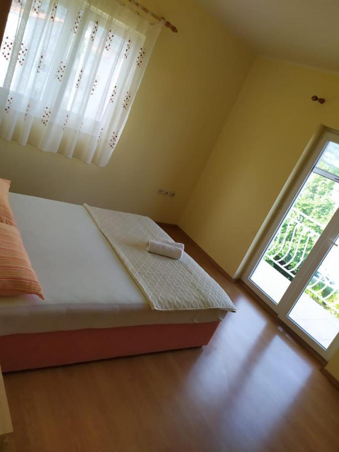 Apartments Marta Kastel Novi ภายนอก รูปภาพ