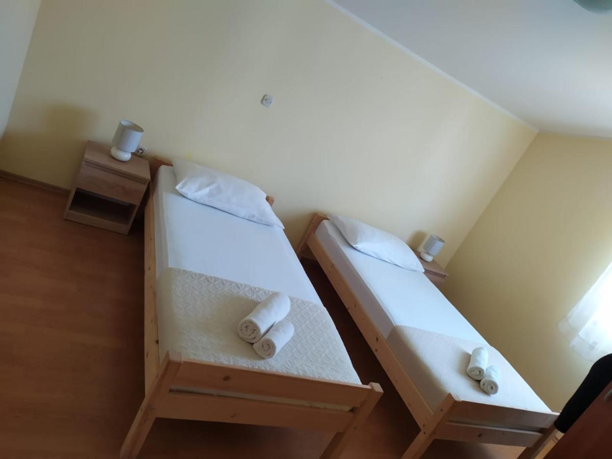 Apartments Marta Kastel Novi ภายนอก รูปภาพ