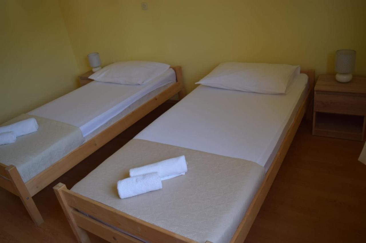 Apartments Marta Kastel Novi ภายนอก รูปภาพ