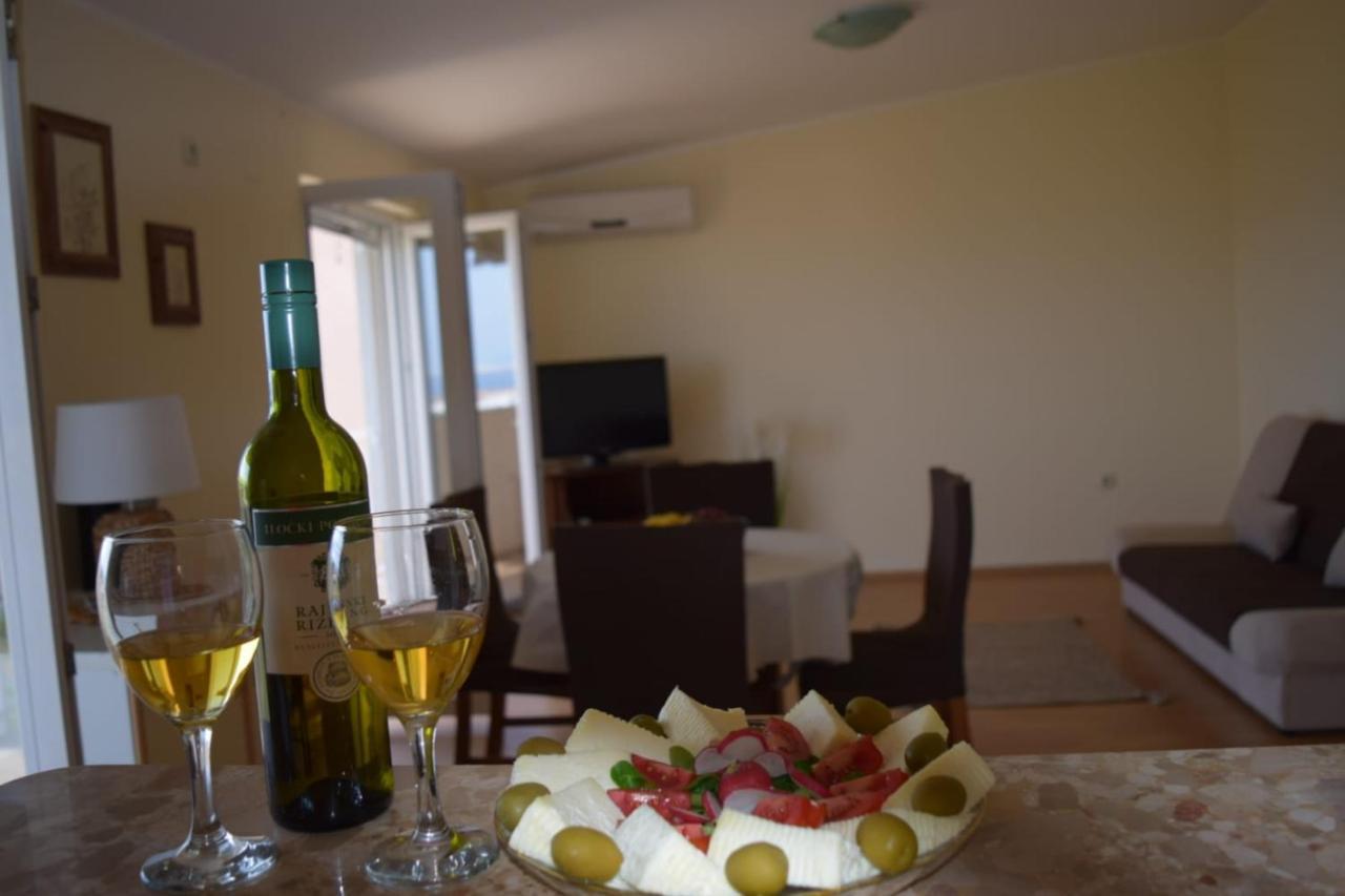 Apartments Marta Kastel Novi ภายนอก รูปภาพ